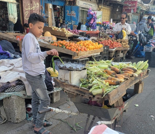 منظمة حقوقية: اليوم العالمي للطفل محطة تكشف حجم الانهيار الذي يعيشه أطفال اليمن