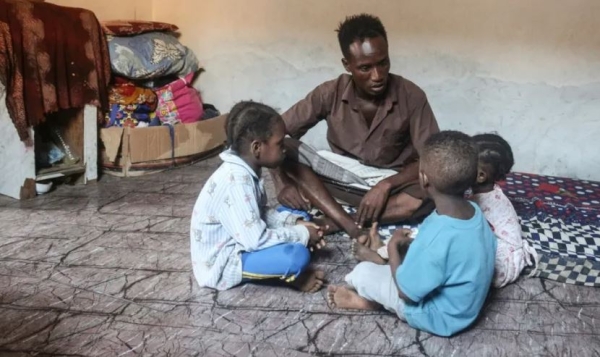 لاجئون صوماليون يفضلون العودة لبلدهم هربا من “الفقر والبطالة” في اليمن