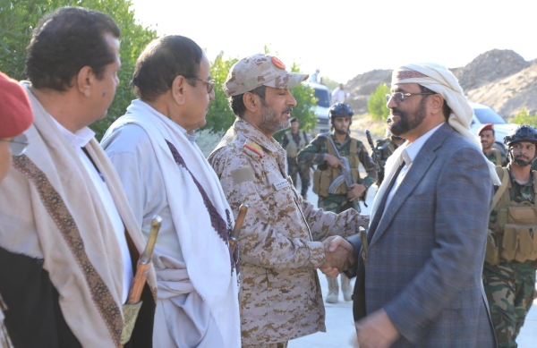 على وقع تطورات ميدانية.. سلطان العرادة يعود إلى محافظة مأرب