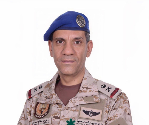 معلومات تكشف قصة وطريقة هروب عيدروس الزبيدي من عدن إلى الإمارات