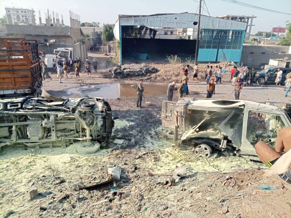 إدانات وتنديد بتفجير عدن والسعودية تهدد بالضرب بيد من حديد