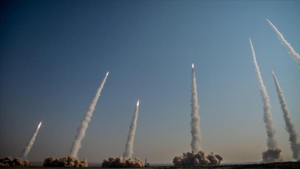 الحرس الثوري: أطلقنا 30 صاروخا باليستيا ثقيلا على إسرائيل
