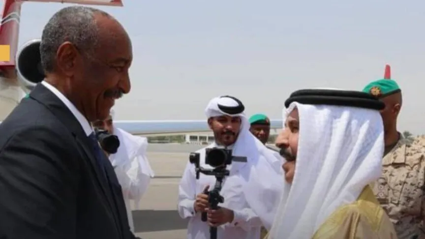 ملك البحرين والبرهان يبحثان تعزيز العلاقات وجهود وقف الحرب بالسودان